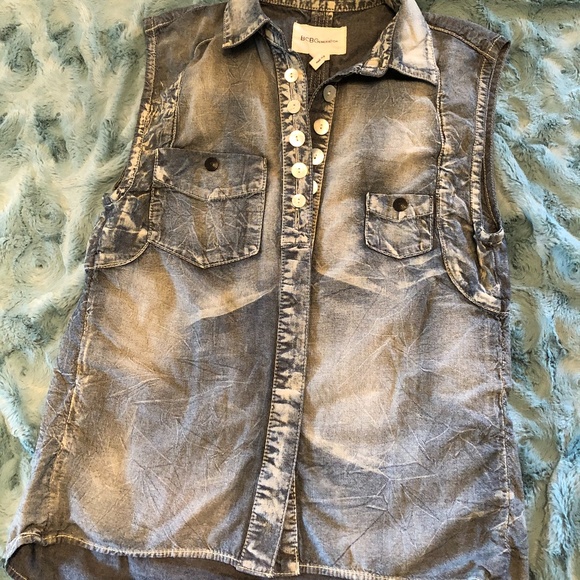 BCBGeneration Sleeveless Distressed Denim Top - Picture 2 of 3